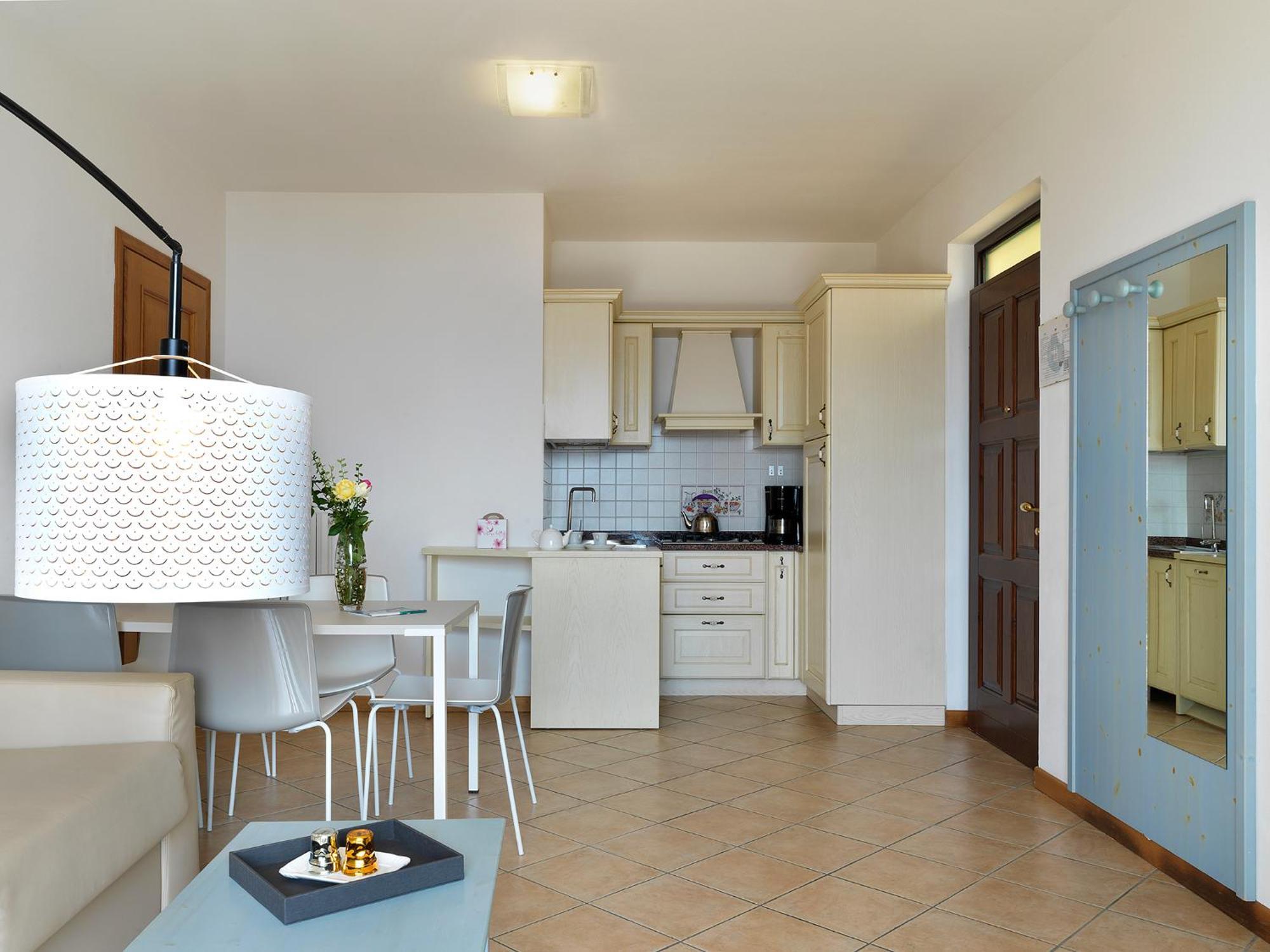 Residence Besass, Gtsgroup ติญญาเล ภายนอก รูปภาพ